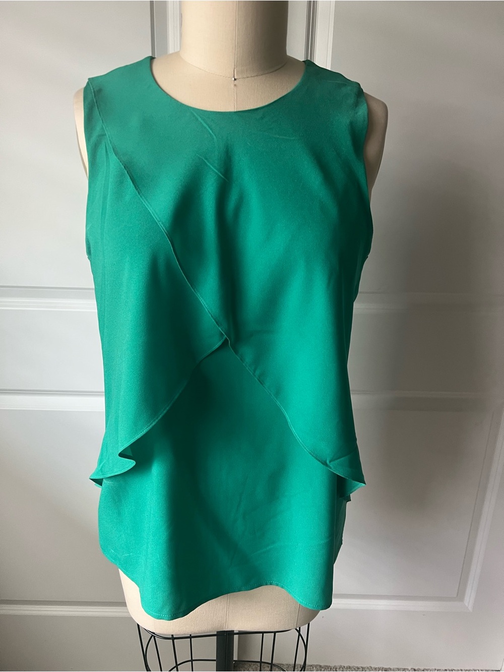 Banana Republic Sleeveless Green Women's Blouse